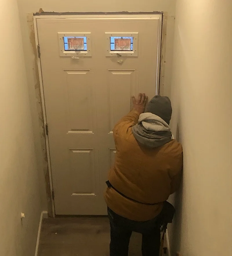 Checking the operation of the new door